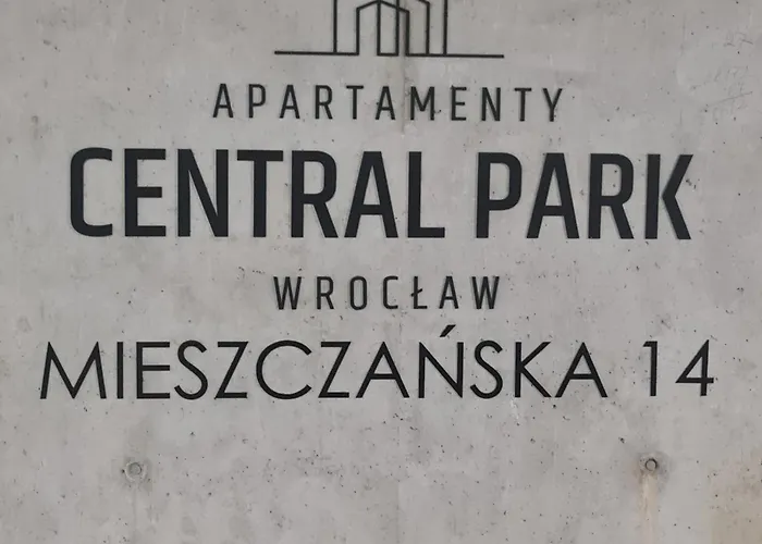 Central Park Green Apartament